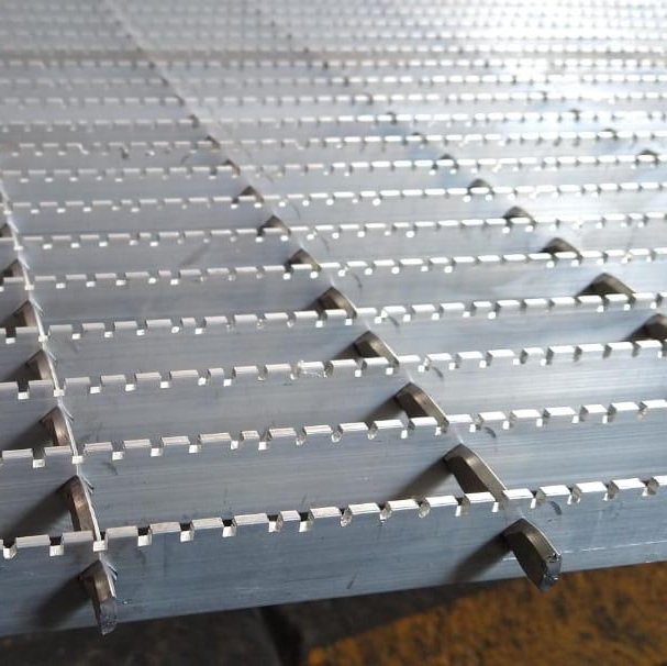 rejilla-de-aluminio-2-cuadrada rejilla-de-aluminio-2-cuadrada